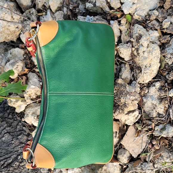 ‼️SOLD‼️ Vintage Dooney & Bourke AWL2 Grass Green Slouch Bag - Picture 6 of 12